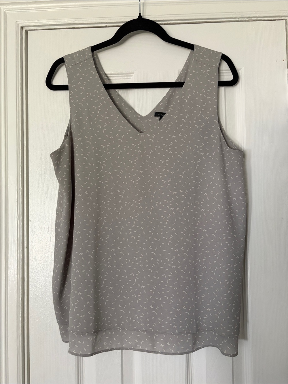 Ann Taylor Factory Taupe Sleeveless V-Neck Camisole with Micro Dot Print